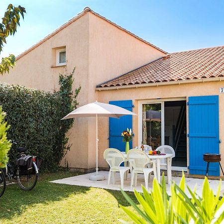 Lagrange Classic Le Clos Des Chenes Hotel Les Mathes Exterior foto