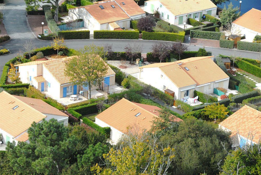 Lagrange Classic Le Clos Des Chenes Hotel Les Mathes Exterior foto